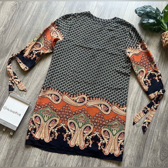 Forever 21 boho paisley printed long sleeve mini shift dress . Size M - Picture 10 of 12